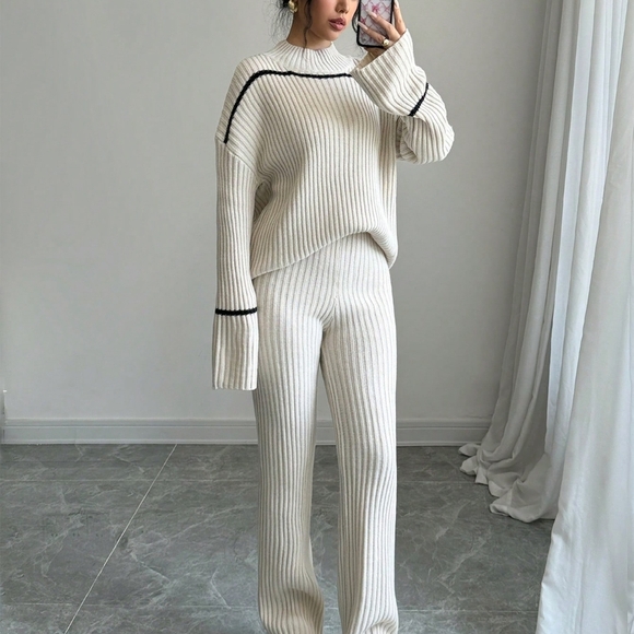 2pcs Women Contrast Striped Print Turtleneck Sweater And Solid Colour Pants set - Picture 2 of 5